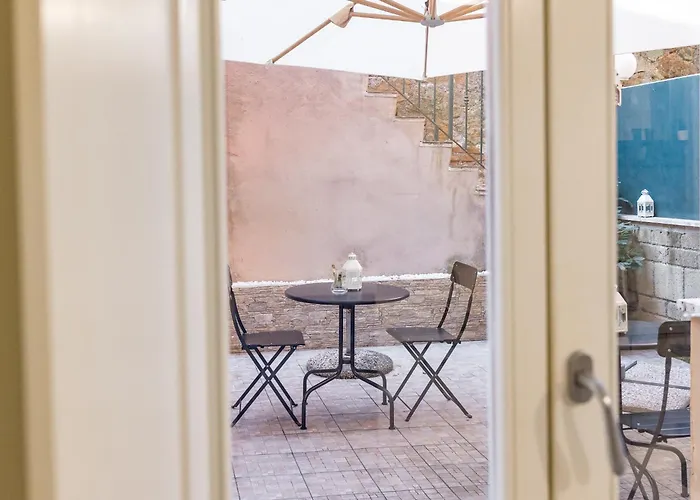 Capital Апартаменты *